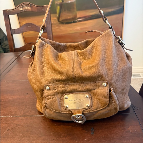 Michael Kors Handbags - Michael Kors Leather Boho Shoulder Bag